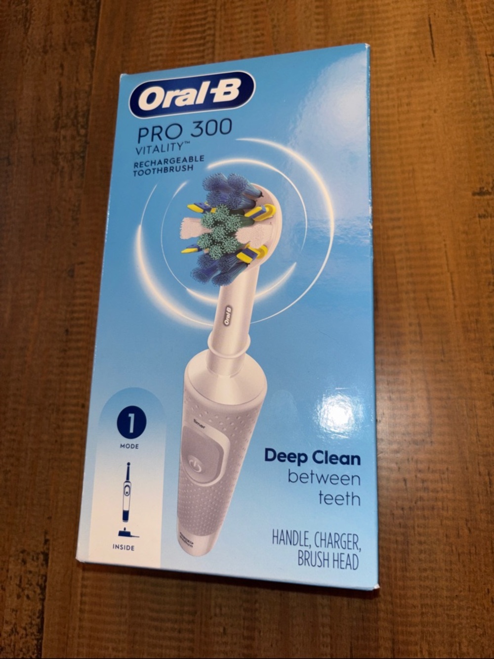 Pro 300 Vitality Rechargeable Electric Toothbrush - White nwt new nib